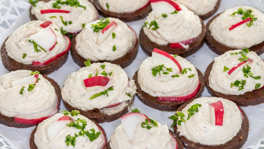 Rezeptbild für Radieschen-Käsecreme