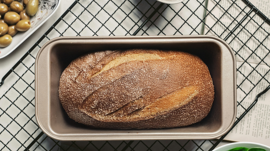 Rezeptbild für Spinatbrot mit Oliven