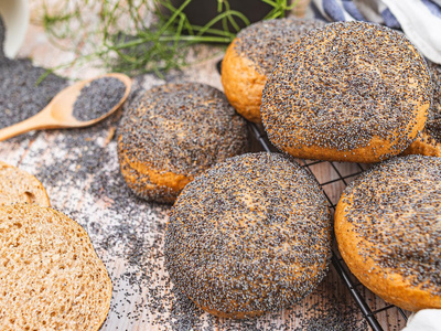 Produktfoto zu Mohnbrötchen