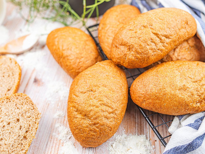 Produktfoto zu Weizenvollkornbrötchen