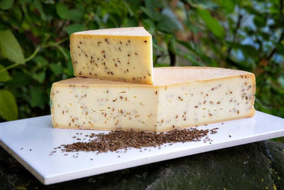 Produktfoto zu Dannauer Kümmel-Käse