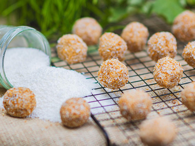 Produktfoto zu Kokos Energieball 20g (vegan)